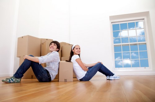 Factors influencing moving truck quotes, including distance and truck size
