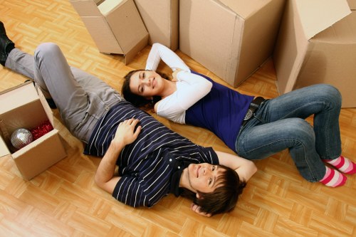 Packing efficiently to optimize moving truck space